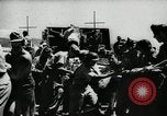 Immagine di Convoglio tedesco Sicilia Italia, 1943, secondo 32 filmato di repertorio 65675034445