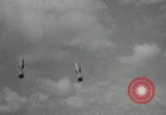 Image des charges de profondeur Allemagne, 1942, de la seconde 16 séquences d'archives historiques vidéo 65675034450