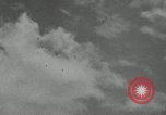 Image des charges de profondeur Allemagne, 1942, de la seconde 32 séquences d'archives historiques vidéo 65675034450