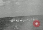 Image des charges de profondeur Allemagne, 1942, de la seconde 57 séquences d'archives historiques vidéo 65675034450
