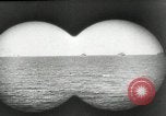 Standbild italienische U-Boot Angriffe amerikanischer Frachter Zweiten Weltkrieg Mittelmeer, 1943, aus Sekunde 14 historischem Filmmaterial Videoclip 65675034454
