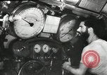 Standbild italienische U-Boot Angriffe amerikanischer Frachter Zweiten Weltkrieg Mittelmeer, 1943, aus Sekunde 20 historischem Filmmaterial Videoclip 65675034454