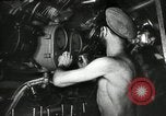 Standbild italienische U-Boot Angriffe amerikanischer Frachter Zweiten Weltkrieg Mittelmeer, 1943, aus Sekunde 24 historischem Filmmaterial Videoclip 65675034454