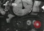 Standbild italienische U-Boot Angriffe amerikanischer Frachter Zweiten Weltkrieg Mittelmeer, 1943, aus Sekunde 33 historischem Filmmaterial Videoclip 65675034454