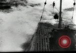 Standbild italienische U-Boot Angriffe amerikanischer Frachter Zweiten Weltkrieg Mittelmeer, 1943, aus Sekunde 53 historischem Filmmaterial Videoclip 65675034454