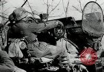 Standbild Deutsche Infanterie Angriff Stalingrad und Leningrad Russland, 1943, aus Sekunde 20 historischem Filmmaterial Videoclip 65675034455