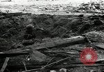 Standbild Deutsche Infanterie Angriff Stalingrad und Leningrad Russland, 1943, aus Sekunde 44 historischem Filmmaterial Videoclip 65675034455