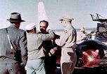 Standbild MX-324 Flying wing aircraft Harper Dry Lake California USA, 1944, aus Sekunde 10 historischem Filmmaterial Videoclip 65675034458