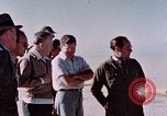 Standbild MX-324 Flying wing aircraft Harper Dry Lake California USA, 1944, aus Sekunde 17 historischem Filmmaterial Videoclip 65675034458