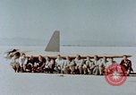 Standbild MX-324 Flying wing aircraft Harper Dry Lake California USA, 1944, aus Sekunde 51 historischem Filmmaterial Videoclip 65675034458