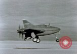 Standbild XP-56 Flugzeuge Harper Dry Lake California USA, 1944, aus Sekunde 21 historischem Filmmaterial Videoclip 65675034459