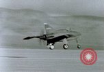 Standbild XP-56 Flugzeuge Harper Dry Lake California USA, 1944, aus Sekunde 23 historischem Filmmaterial Videoclip 65675034459