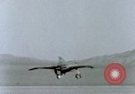 Standbild XP-56 Flugzeuge Harper Dry Lake California USA, 1944, aus Sekunde 25 historischem Filmmaterial Videoclip 65675034459
