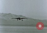 Standbild XP-56 Flugzeuge Harper Dry Lake California USA, 1944, aus Sekunde 28 historischem Filmmaterial Videoclip 65675034459