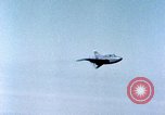 Standbild XP-56 Flugzeuge Harper Dry Lake California USA, 1944, aus Sekunde 22 historischem Filmmaterial Videoclip 65675034460