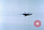 Standbild XP-56 Flugzeuge Harper Dry Lake California USA, 1944, aus Sekunde 27 historischem Filmmaterial Videoclip 65675034460