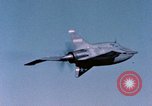 Standbild XP-56 Flugzeuge Harper Dry Lake California USA, 1944, aus Sekunde 52 historischem Filmmaterial Videoclip 65675034460