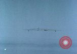 Standbild N-9M-Flugzeug Harper Dry Lake California USA, 1944, aus Sekunde 15 historischem Filmmaterial Videoclip 65675034461
