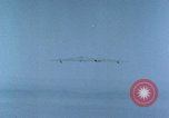 Standbild N-9M-Flugzeug Harper Dry Lake California USA, 1944, aus Sekunde 16 historischem Filmmaterial Videoclip 65675034461