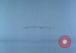 Standbild N-9M-Flugzeug Harper Dry Lake California USA, 1944, aus Sekunde 18 historischem Filmmaterial Videoclip 65675034461