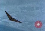 Standbild N-9M-Flugzeug Harper Dry Lake California USA, 1944, aus Sekunde 37 historischem Filmmaterial Videoclip 65675034461