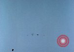Standbild N-9M-Flugzeug Harper Dry Lake California USA, 1944, aus Sekunde 47 historischem Filmmaterial Videoclip 65675034461