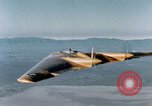 Standbild N-9M-Flugzeug Harper Dry Lake California USA, 1944, aus Sekunde 12 historischem Filmmaterial Videoclip 65675034462