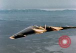 Standbild N-9M-Flugzeug Harper Dry Lake California USA, 1944, aus Sekunde 36 historischem Filmmaterial Videoclip 65675034462