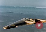 Standbild N-9M-Flugzeug Harper Dry Lake California USA, 1944, aus Sekunde 51 historischem Filmmaterial Videoclip 65675034462