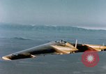 Standbild N-9M-Flugzeug Harper Dry Lake California USA, 1944, aus Sekunde 52 historischem Filmmaterial Videoclip 65675034462