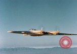 Standbild N-9M-Flugzeug Harper Dry Lake California USA, 1944, aus Sekunde 56 historischem Filmmaterial Videoclip 65675034462
