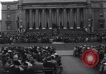 Standbild Menschen während der Andacht New York United States USA, 1948, aus Sekunde 7 historischem Filmmaterial Videoclip 65675034484