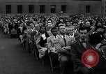 Standbild Menschen während der Andacht New York United States USA, 1948, aus Sekunde 12 historischem Filmmaterial Videoclip 65675034484