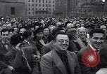 Standbild Menschen während der Andacht New York United States USA, 1948, aus Sekunde 16 historischem Filmmaterial Videoclip 65675034484