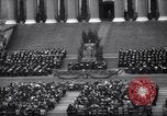 Standbild Menschen während der Andacht New York United States USA, 1948, aus Sekunde 60 historischem Filmmaterial Videoclip 65675034484