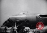 Standbild XB-35 Nurflügler-Flugzeugtest California United States USA, 1946, aus Sekunde 40 historischem Filmmaterial Videoclip 65675034485