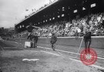Immagine di La via e il campo eventi Pennsylvania United States USA, 1946, secondo 8 filmato di repertorio 65675034489