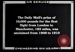 Immagine di Henry Farman Londra Inghilterra Regno Unito, 1910, secondo 25 filmato di repertorio 65675034493