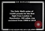 Immagine di Henry Farman Londra Inghilterra Regno Unito, 1910, secondo 31 filmato di repertorio 65675034493