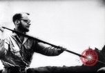 Standbild Nelson Rockefeller New Guinea, 1961, aus Sekunde 33 historischem Filmmaterial Videoclip 65675034494