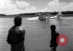 Standbild Nelson Rockefeller New Guinea, 1961, aus Sekunde 38 historischem Filmmaterial Videoclip 65675034494