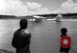 Standbild Nelson Rockefeller New Guinea, 1961, aus Sekunde 40 historischem Filmmaterial Videoclip 65675034494