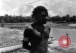 Standbild Nelson Rockefeller New Guinea, 1961, aus Sekunde 44 historischem Filmmaterial Videoclip 65675034494