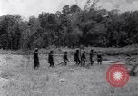 Standbild Nelson Rockefeller New Guinea, 1961, aus Sekunde 49 historischem Filmmaterial Videoclip 65675034494