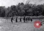 Standbild Nelson Rockefeller New Guinea, 1961, aus Sekunde 50 historischem Filmmaterial Videoclip 65675034494