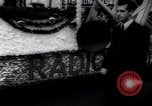 Standbild Santa Claus in New York Parade New York City USA, 1961, aus Sekunde 7 historischem Filmmaterial Videoclip 65675034496