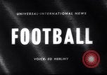 Standbild Ohio State gegen University of Michigan College Football Ann Arbor Michigan USA, 1961, aus Sekunde 1 historischem Filmmaterial Videoclip 65675034497