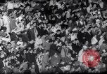 Standbild Ohio State gegen University of Michigan College Football Ann Arbor Michigan USA, 1961, aus Sekunde 18 historischem Filmmaterial Videoclip 65675034497