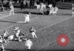 Standbild American Football New Brunswick New Jersey USA, 1961, aus Sekunde 59 historischem Filmmaterial Videoclip 65675034498