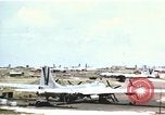 Standbild B-29s Betrieb von Marianen Marianen, 1945, aus Sekunde 10 historischem Filmmaterial Videoclip 65675034500